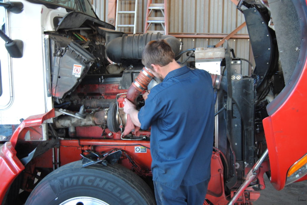 Feel The Difference By Hiring A Professional Diesel Mechanic In Brisbane